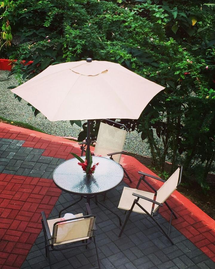Hotel Casa Conley Del Mar Puerto Viejo de Talamanca ภายนอก รูปภาพ