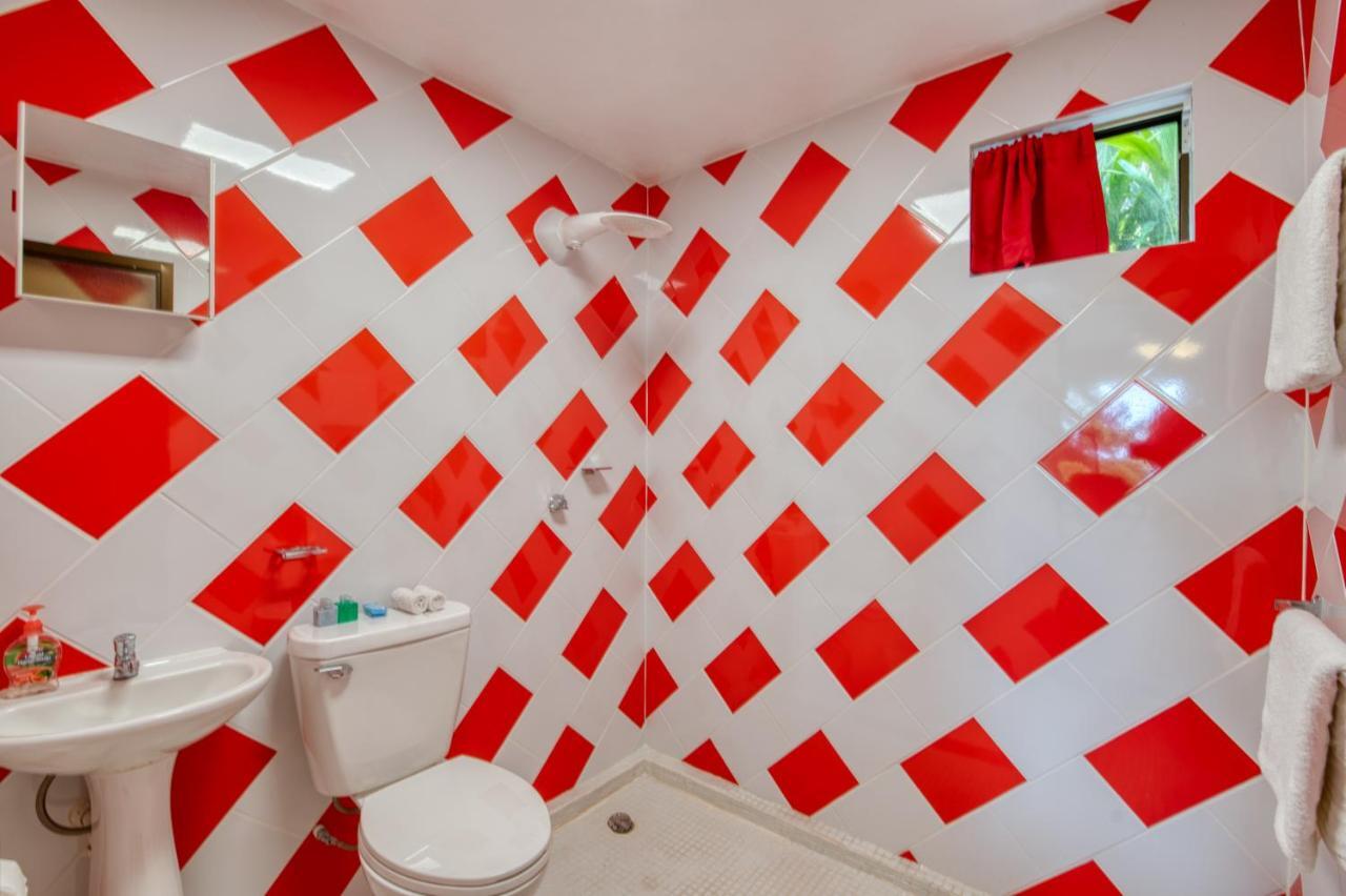 Hotel Casa Conley Del Mar Puerto Viejo de Talamanca ภายนอก รูปภาพ